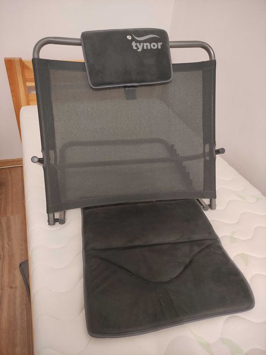 Oparcie pod plecy na loKo dla osoby chorej bądź starszej