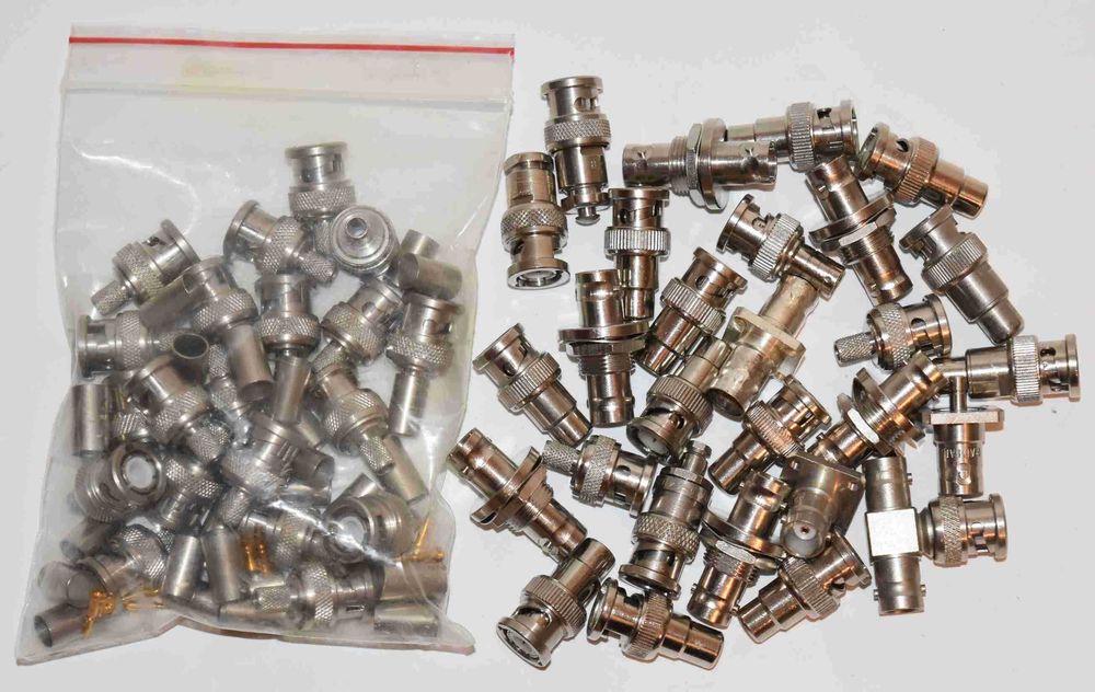 Various Cables and Connectors64284554136961124