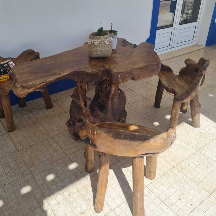 Mesa madeira maciça