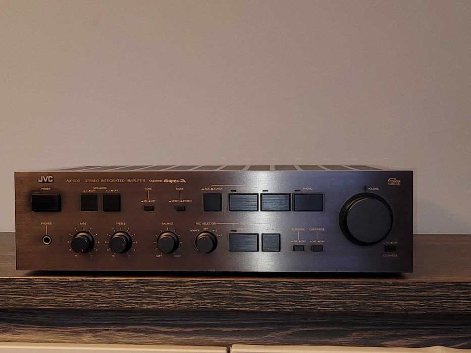 Wzmacniacz stereo JVC AX-700, dynamic super A