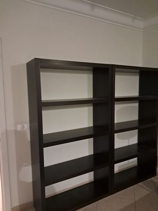 Conjunto de Sala Cor  Wengue - mesa, estantes, cadeiras e móvel TV