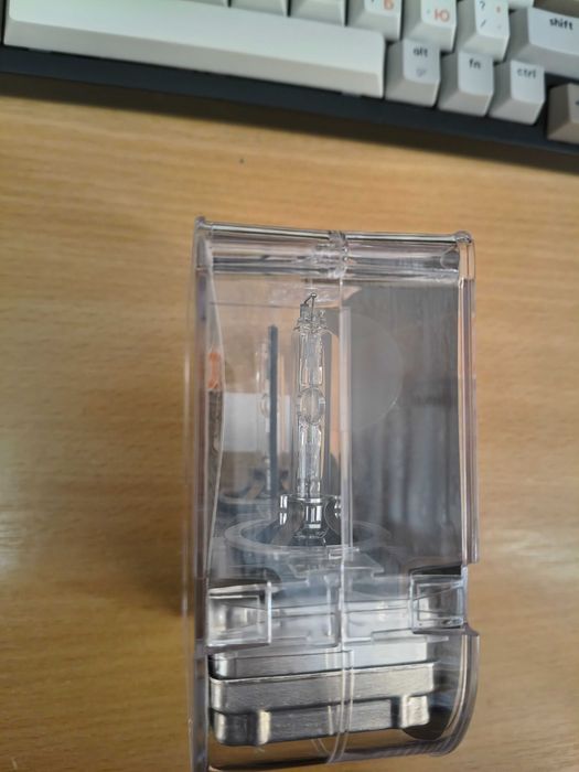 Ксенон автолампи Osram D1S 35W XENARC NIGHT BREAKER LASER +220%