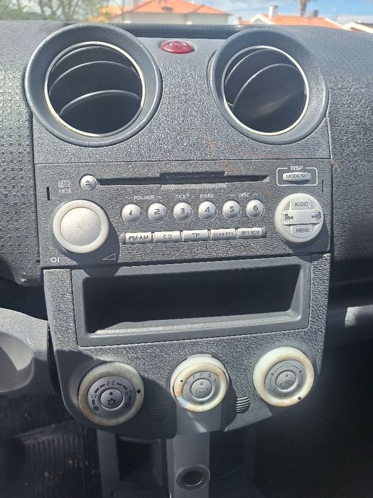 MITSUBISHI colt 1.1 ano 2008 5 portas