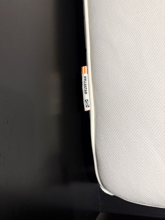 Vendo cama, estrado e colchão - MALM IKEA  Preto/Castanho