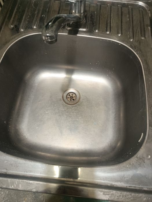 Тумбочка для умывальника на кухню