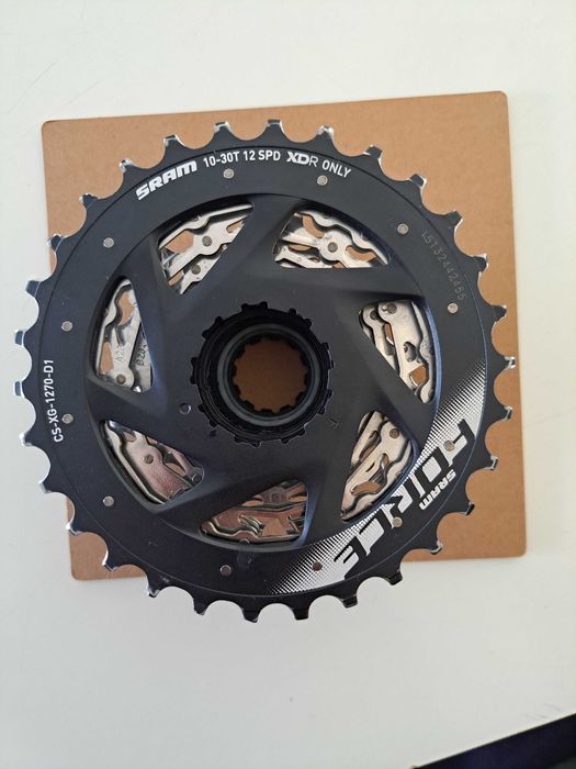 Cassete nova - sram force 12 velocidades (10-30)
