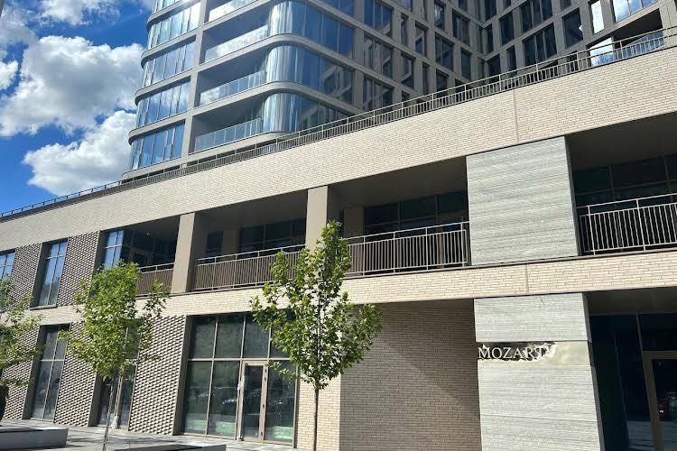 Паркоместо ЖК Моцарт, Центр