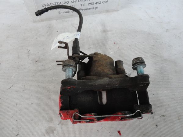 Pinça travão / maxila de travão frente esquerda AUDI A4 (8E2, B6)
