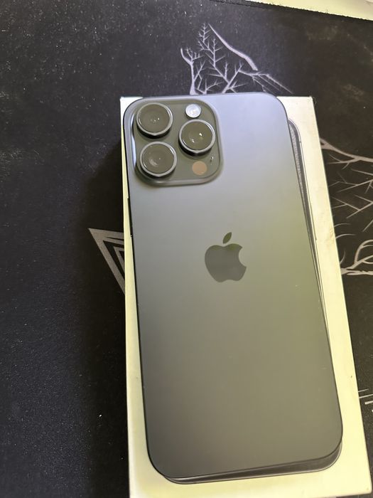 Iphone 15 Pro Max (NOVO)