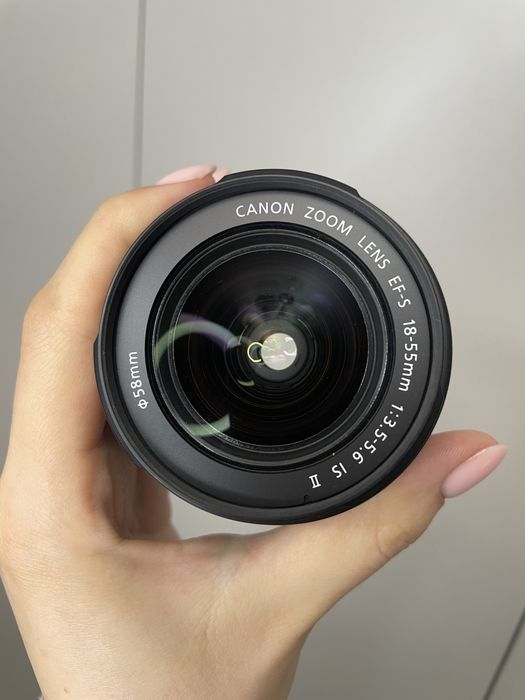 Фотоапарат Canon 650d