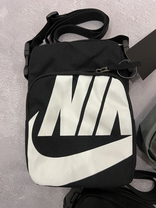 Сумка сумочка месенджер мессенджер nike big logo nike big swoosh найк