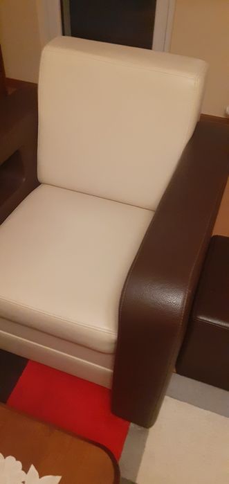 Fotel i pufa ekoskóra