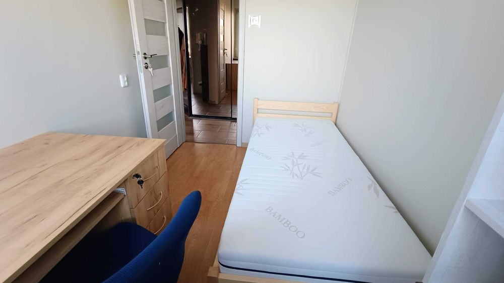 Pokój 6m2 w  mieszkaniu 3 pokojowym dla studenta. LSM, 6 piętro