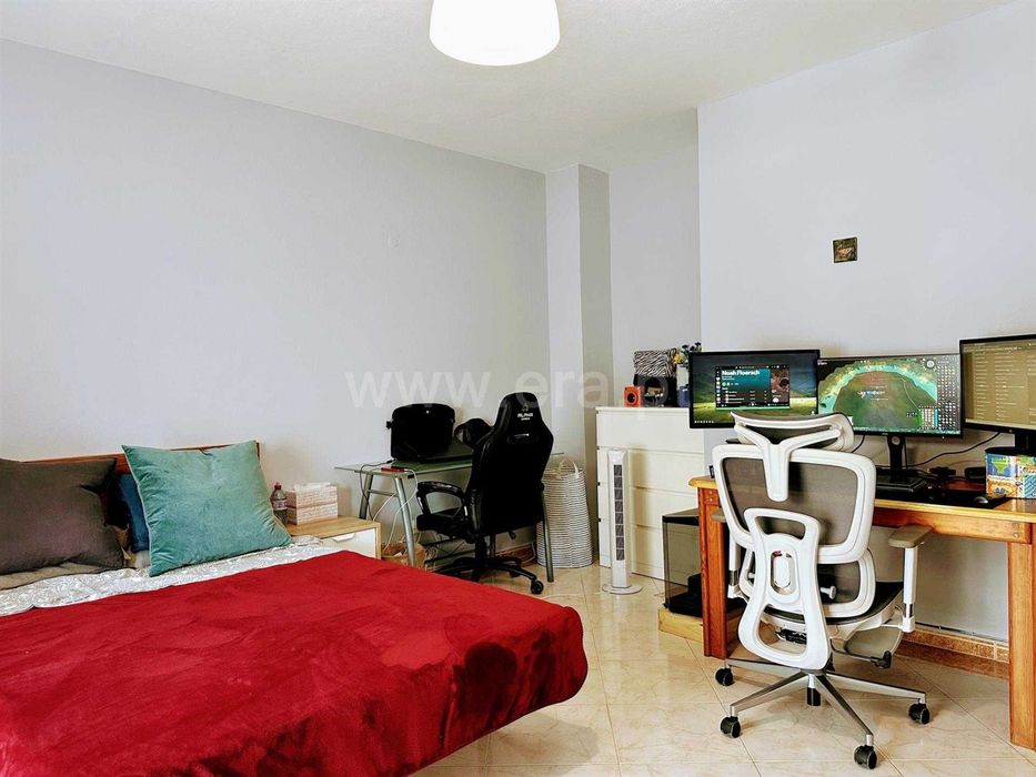 Vendo apartamento usado e renovado  | T2+1, em Loulé