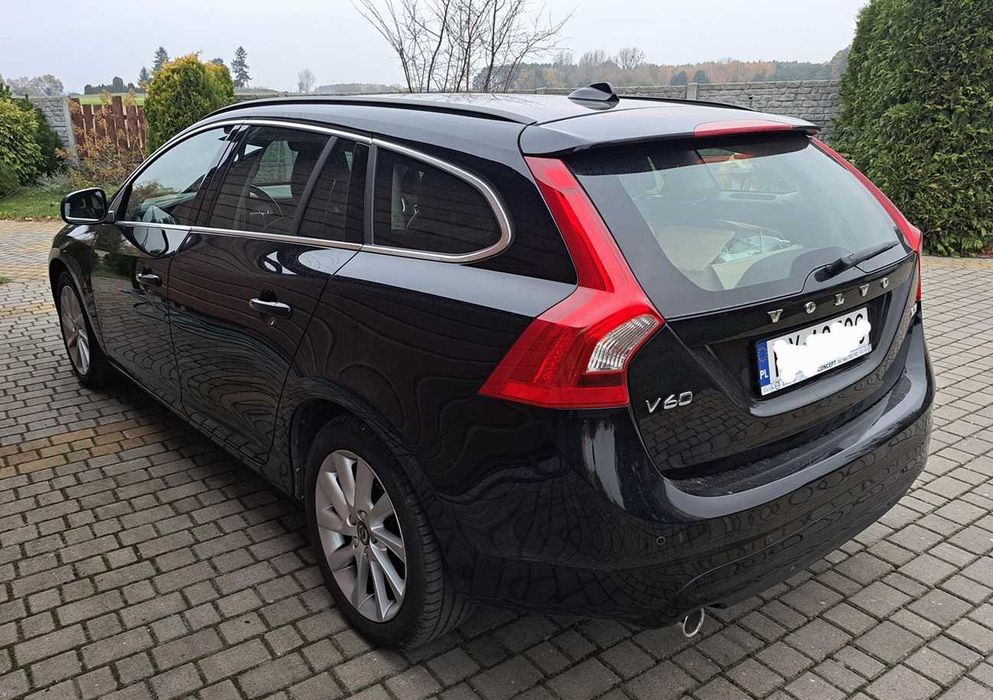 Volvo v60,  2.0 d3, 2016r. summum