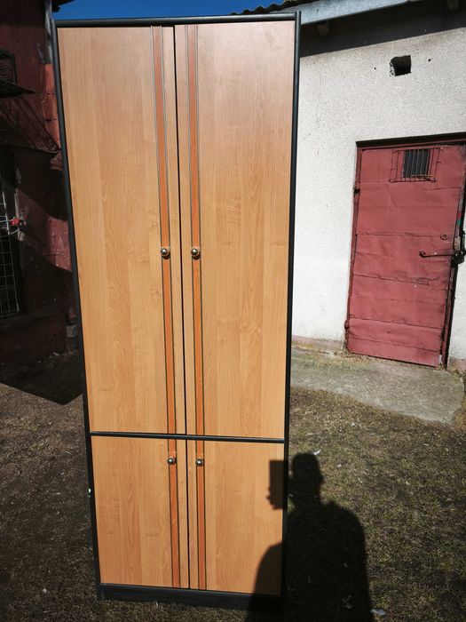 Sprzedam szafę dużą