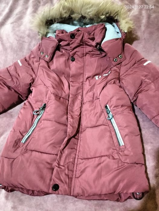 Зимова куртка на хлопчика 116 розмір.