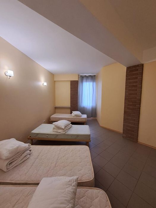 Продам комерційне приміщення 1000 м2 в с. Северинівка.