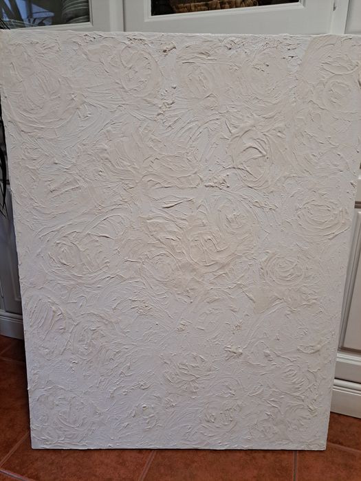 Tela decorativa com relevo