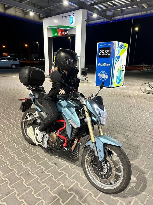 Мотоцикл Lifan kp 250 3r