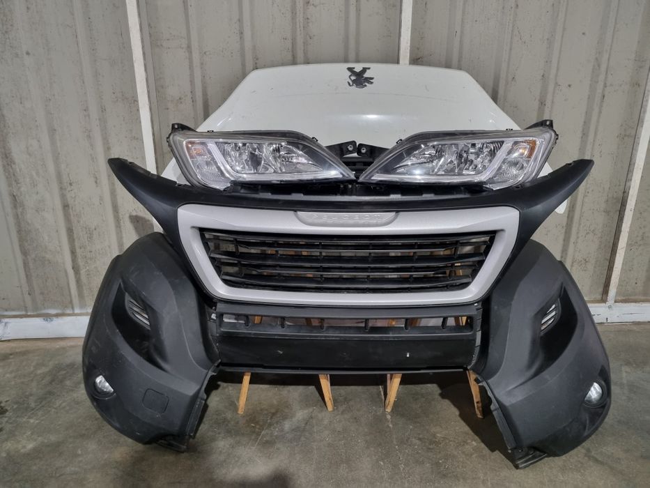 Peugeot boxer 2018 frente completa