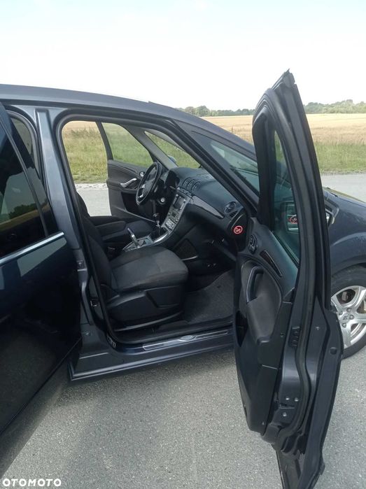 Ford Galaxy Ghia 2.0 DCi 2009r