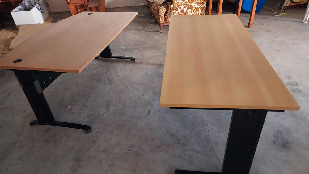 Mesa de  escritório