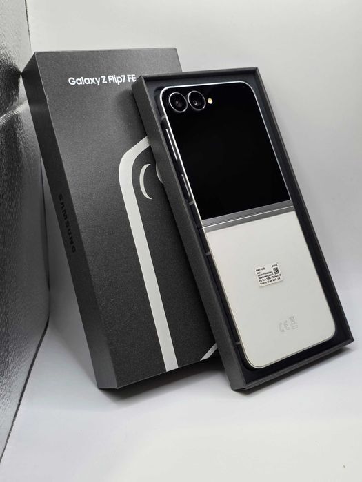 Samsung Z Flip 7 FE Європа