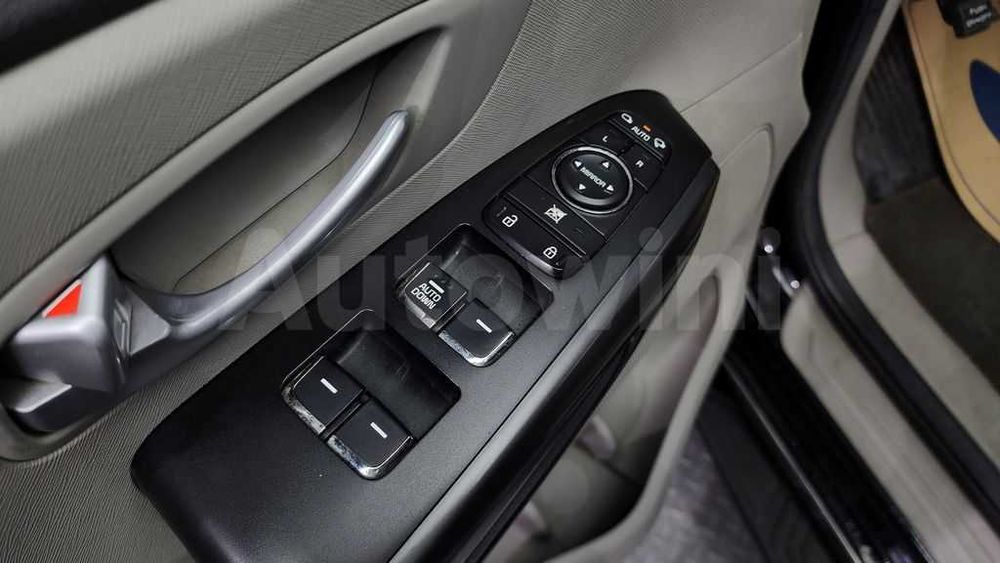 Дизельна Kia Carnival / 2018року