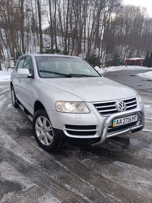 Продається кросовер Volkswagen Touareg.