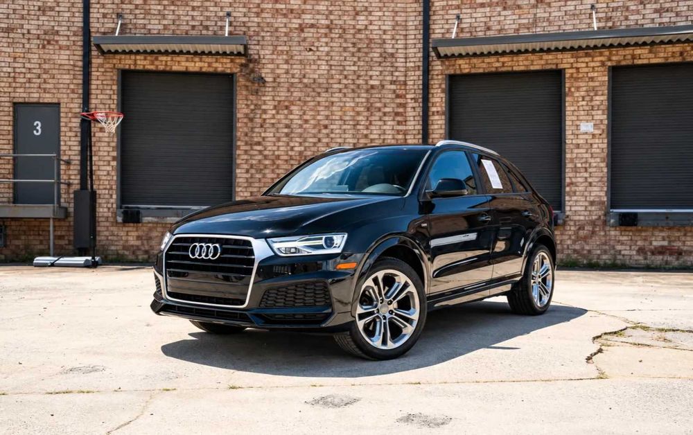 Audi Q3 S-Line Premium Plus