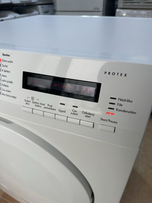 сушильна машина AEG  з тепловим насосом 8 кг А+++ великий вибір суш