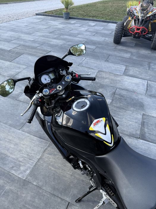 Suzuki Gsx-R 600 K7 sportowy wydech^niski przebieg