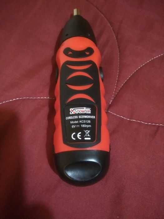 Aparafusadora automática64738767785219122