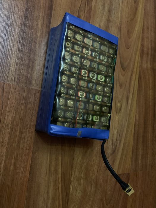 Акамулятор 36 в 15.6 Ач