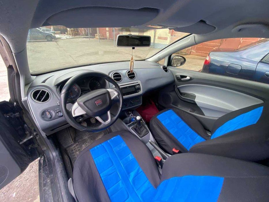 Автомобіль продаж