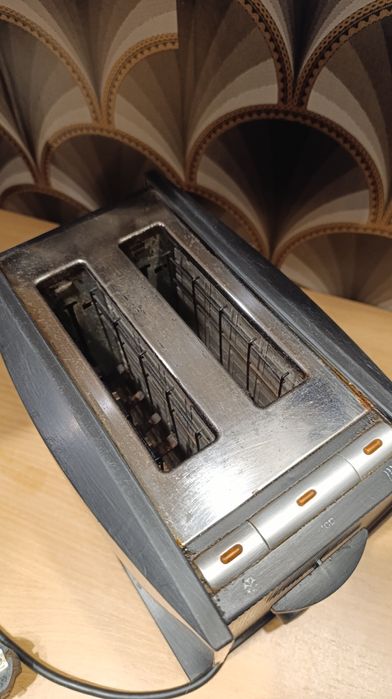 Тостер Braun  рабочий