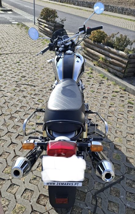 Mota Royal ENFIELD