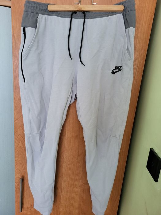 Komplet dresowy nike tech fleece