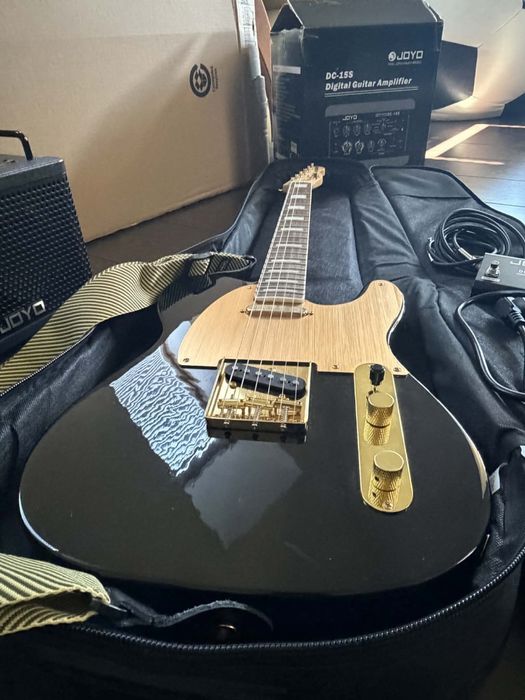 Sprzedam gitarę elektryczną Squier 40th Anniversary Telecaster Gold Edition (Black) + wzmacniacz Joyo DC-15S