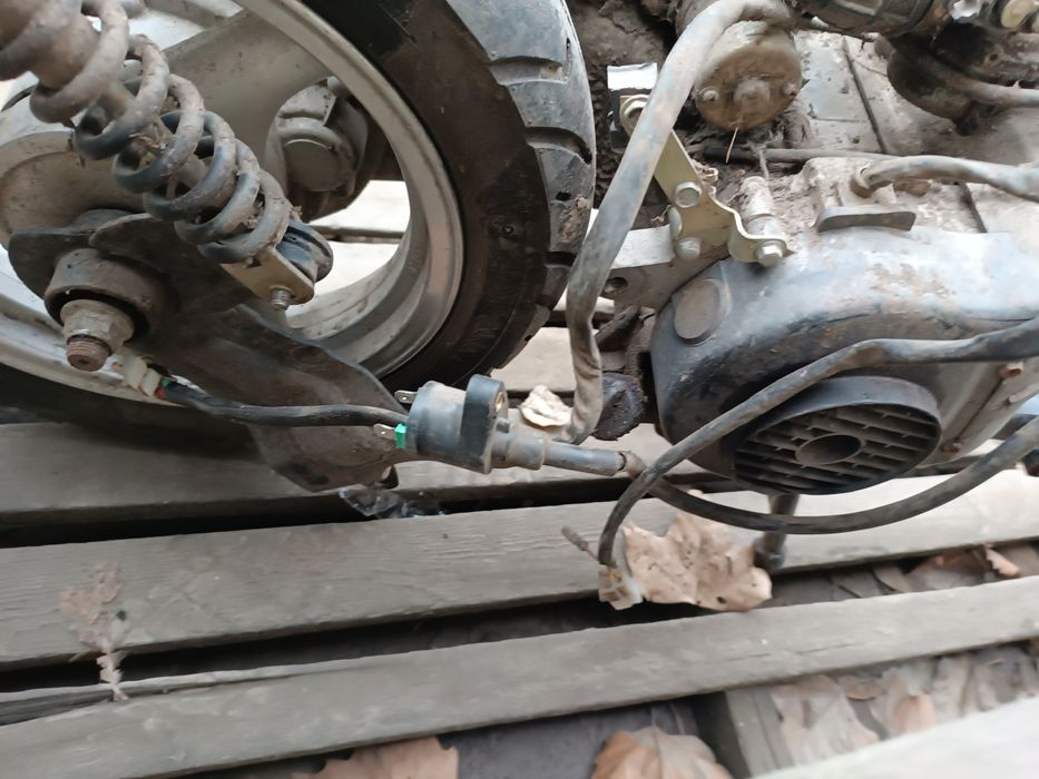 Продам мотор на скутер.