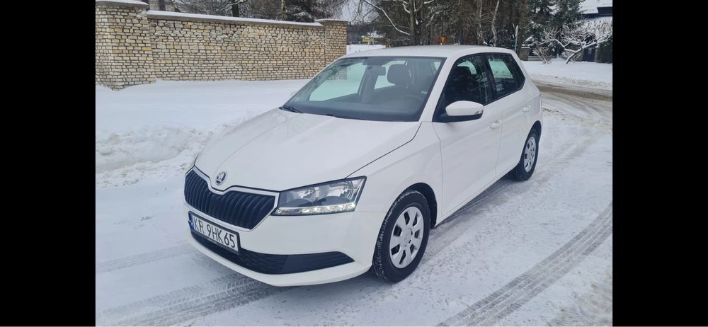 Bus transport lotnisko przewóz osób transfer wesela kierowca