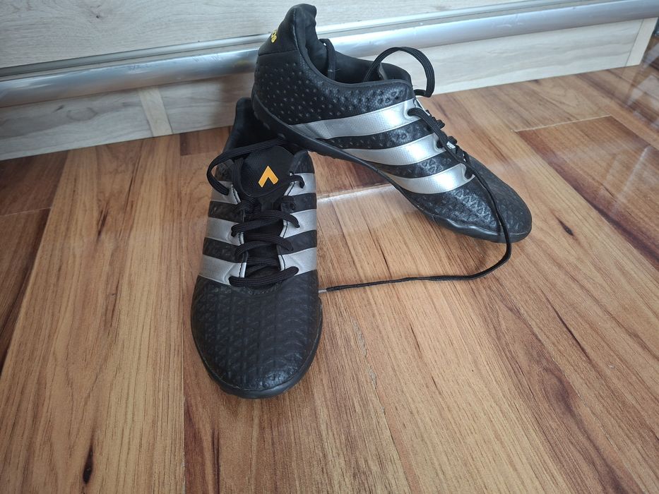 Buty Adidas sportowe chłopięce