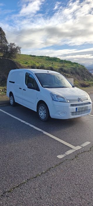 Citroen Berlingo longa 3 lugares