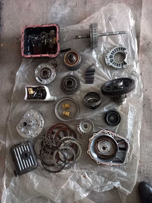 Запчастини на автомат коробку лансер 9 2008 року