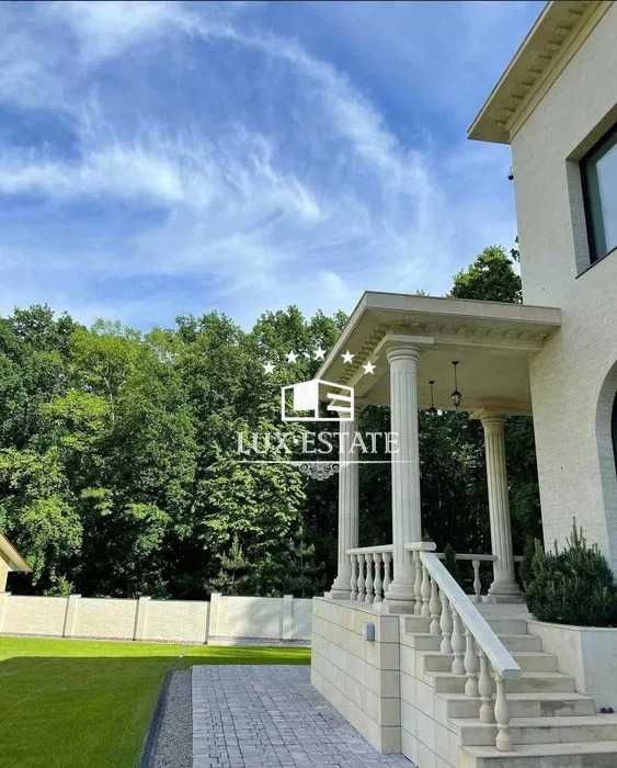 Продажа шикарного нового дома в КП "Алешки".  Сан. Роща