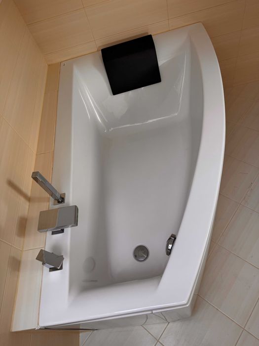 KOŁO wanna narożna prawa Clarissa 160x100 akrylowa bateria zagłówek