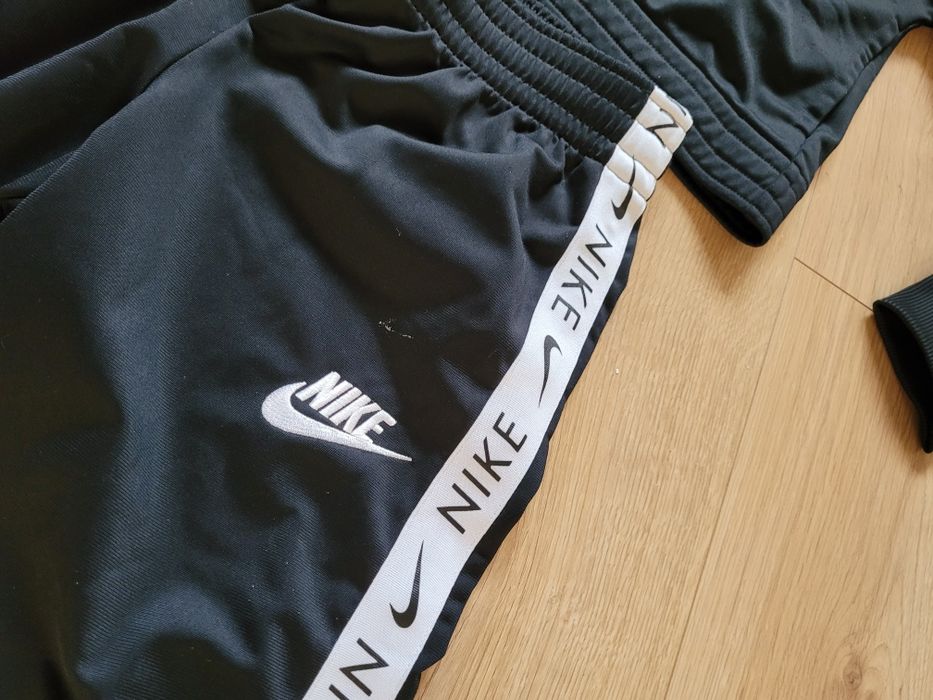 Dres nike dla dziewczynki