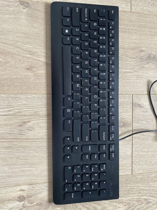 Klawiatura Lenovo - używana
