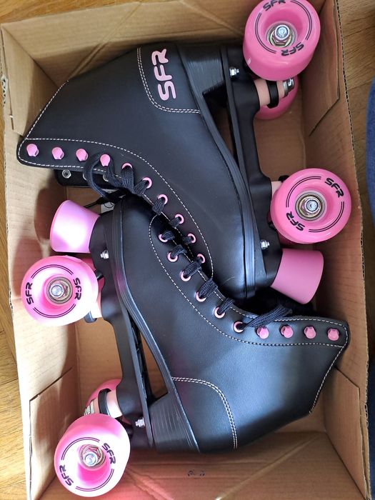 Nowe wrotki SFR figure quad skates r. 37